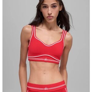 Alo Yoga bright red airbrush heart throb bra